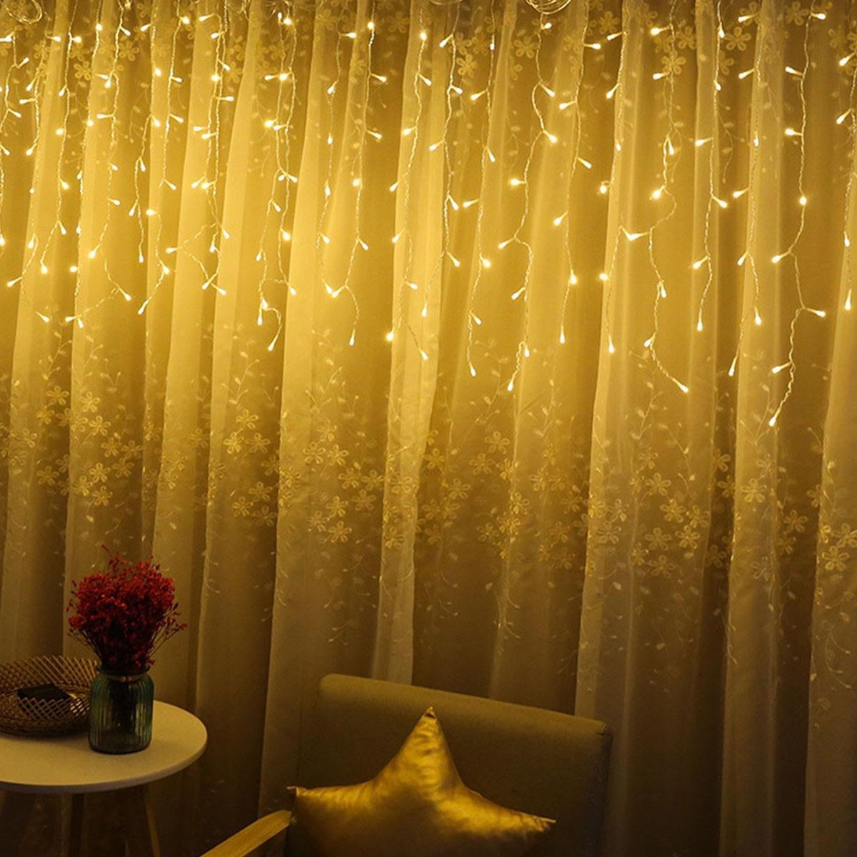 8 Fonksiyonlu 16 Saçaklı Perde Led 3 x 1 (Günışığı) (4812) 8 Fonksiyonlu 16 Saçaklı Perde Led 3 x 1 (Günışığı) (4812)