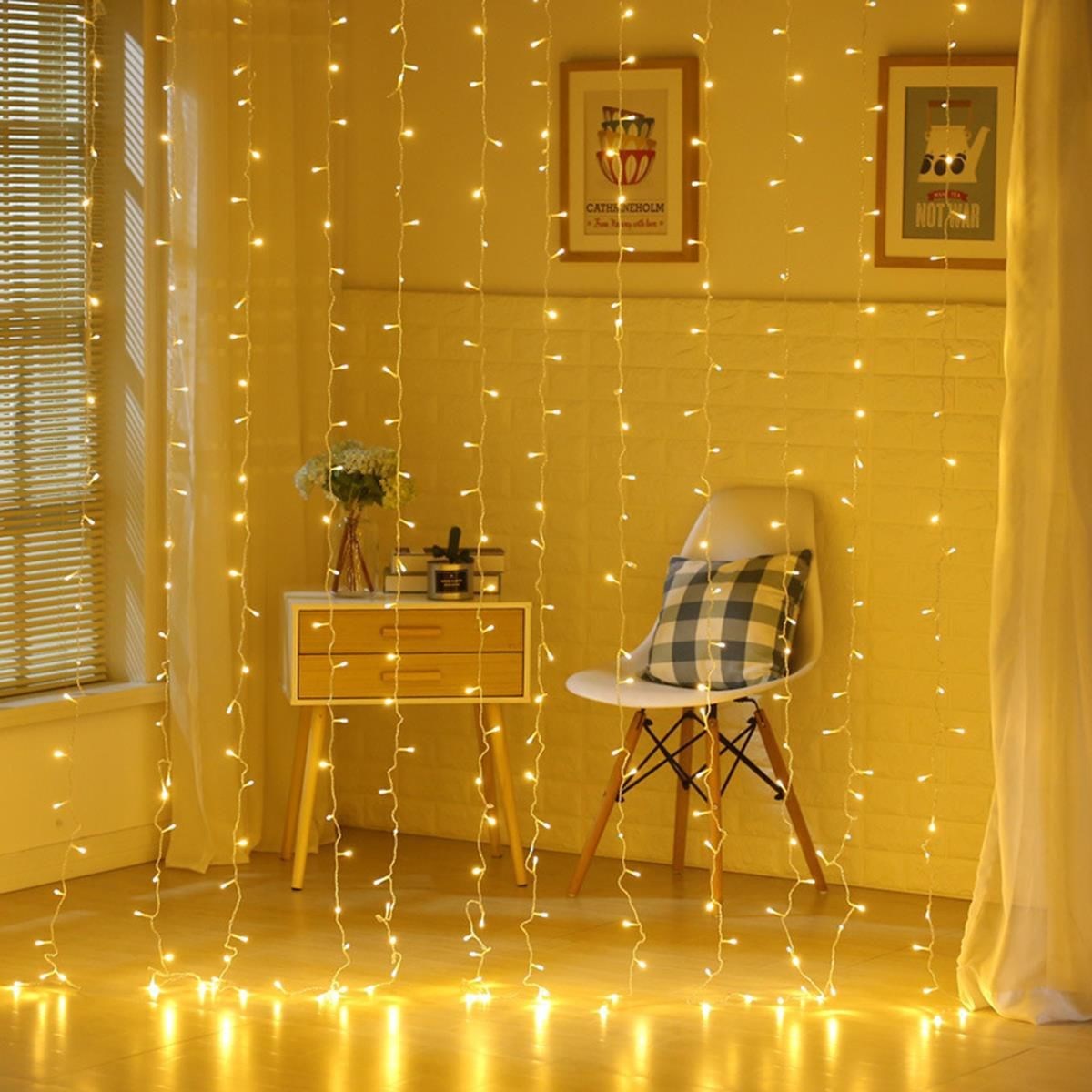 8 Fonksiyonlu 200 Led 10 Saçak Şerit Led 2x2 Perde İp Led (Gün Işığı) (4812) 8 Fonksiyonlu 200 Led 10 Saçak Şerit Led 2x2 Perde İp Led (Gün Işığı) (4812)