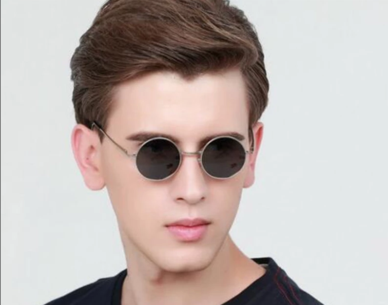 Yuvarlak Cam John Lennon Tarzı Gümüş Çerçeveli Siyah Gözlük (4812) Yuvarlak Cam John Lennon Tarzı Gümüş Çerçeveli Siyah Gözlük (4812)