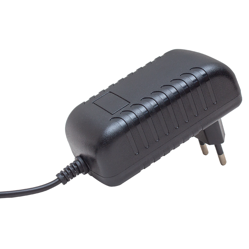 12 VOLT 2 AMPER MICRO USB TABLET PC ADAPTÖRÜ (4812) 12 VOLT 2 AMPER MICRO USB TABLET PC ADAPTÖRÜ (4812)