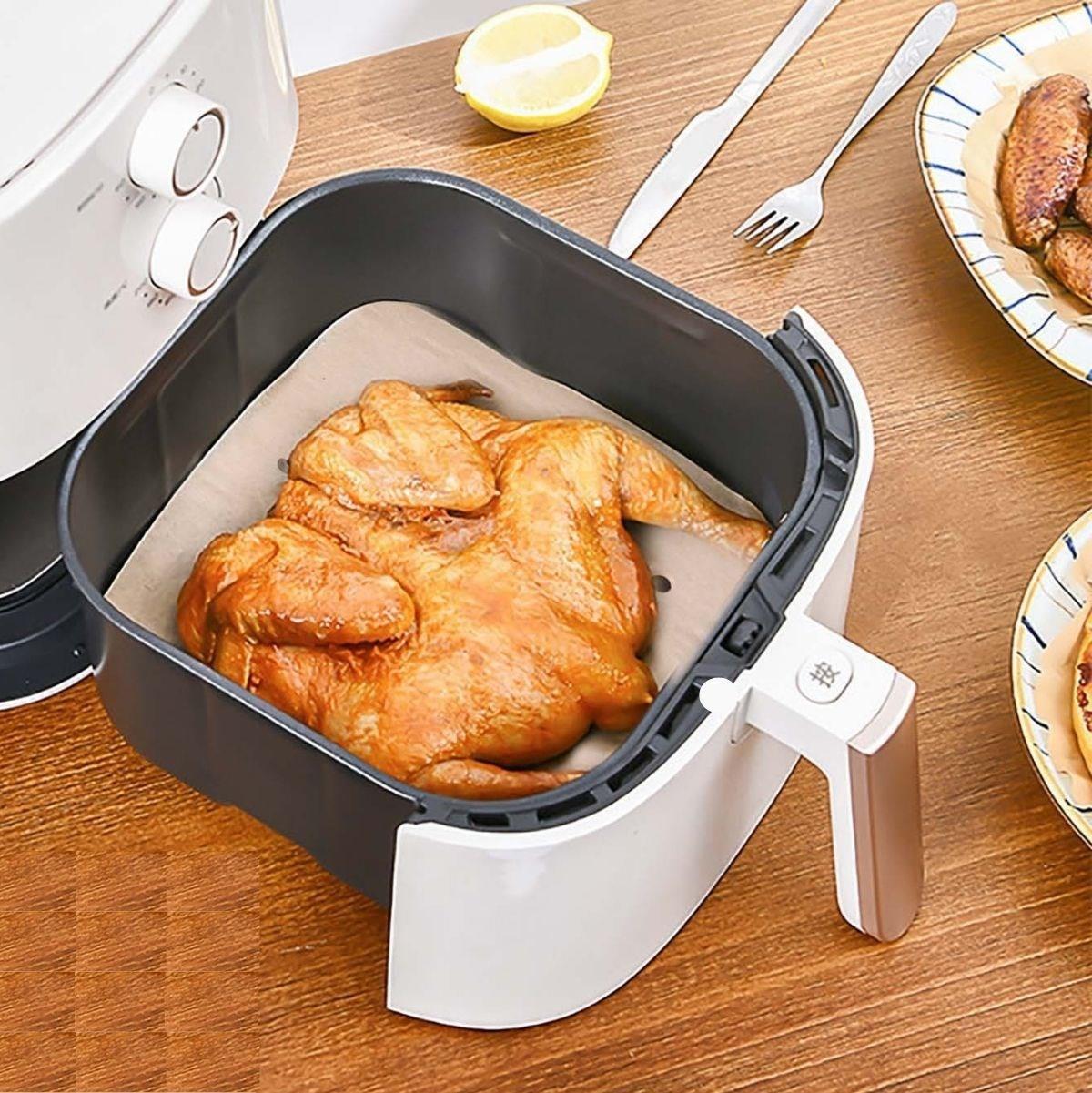 250 Adet Air Fryer Pişirme Kağıdı Tek Kullanımlık Hava Fritöz Yağ Geçirmez Yapışmaz Gıda Pişirme Kağıdı Delikli Kare Model (4812) 250 Adet Air Fryer Pişirme Kağıdı Tek Kullanımlık Hava Fritöz Yağ Geçirmez Yapışmaz Gıda Pişirme Kağıdı Delikli Kare Model (4812)