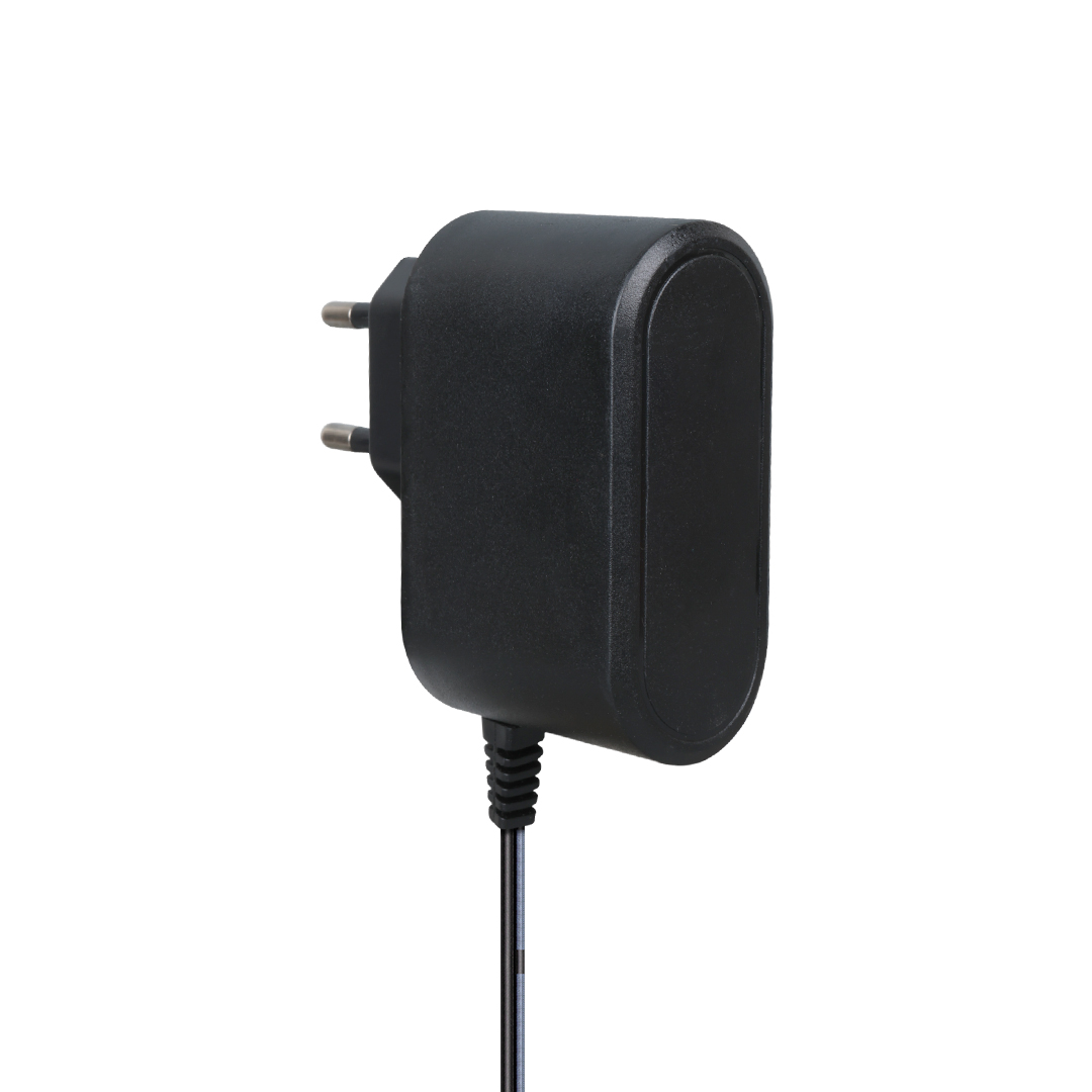 5 VOLT - 2 AMPER 2.5*0.7 İNCE UÇ YERLİ ÜRETİM PRİZ TİPİ TABLET PC ADAPTÖRÜ (4812)