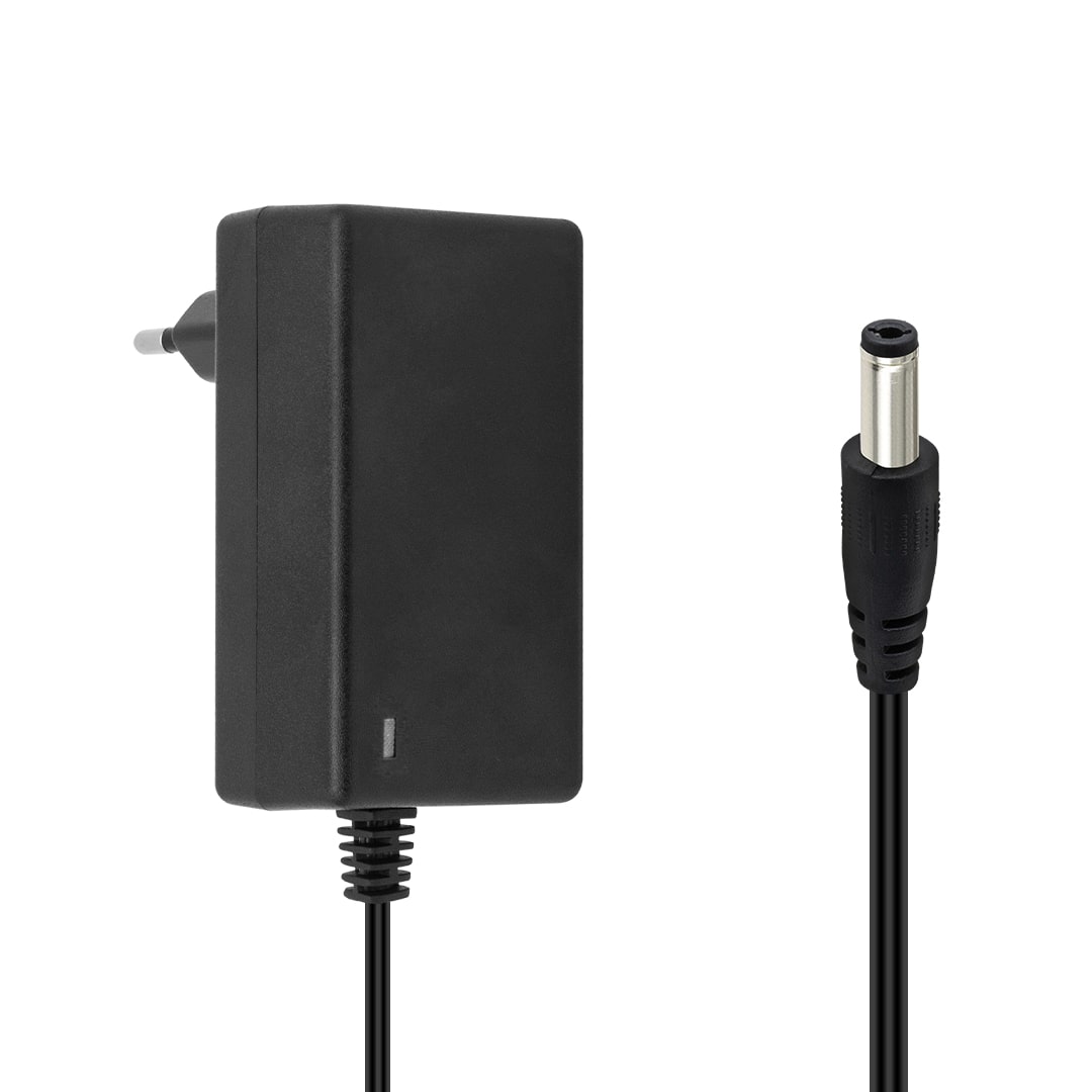 7.2 VOLT - 1 AMPER 5.5*2.5 UÇLU KIRMIZI YEŞİL LEDLİ YERLİ ÜRETİM PRİZ TİPİ ŞARJ ADAPTÖR (OUT:6V-1A) (4812)