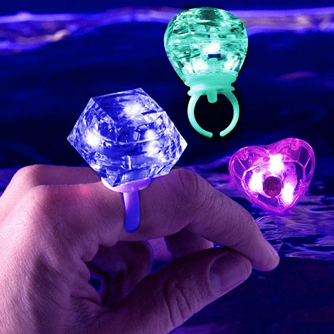 Kristal Tasarımlı Led Glow Işıklı 3 Modlu Mor Yüzük 3.5 x 5 cm (4812)