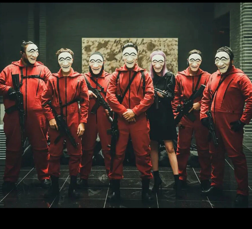 La Casa De Papel Kore Mask - Para Heist Maskesi - Dali Maskesi (4812) La Casa De Papel Kore Mask - Para Heist Maskesi - Dali Maskesi (4812)