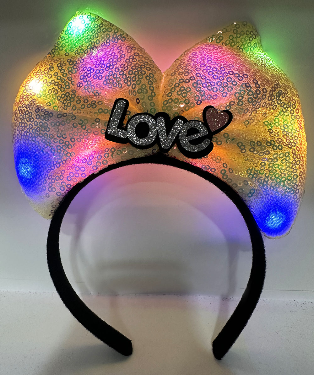 Led Işıklı 3 Farklı Fonksiyonda Yanan Gümüş Love Yazılı Sarı Fiyonk Taç 20X17 cm (4812)