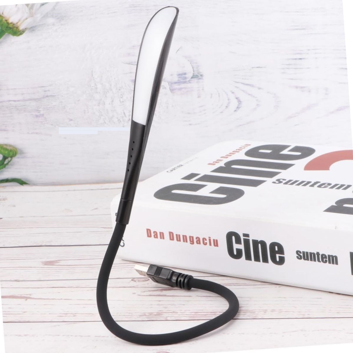 USB Girişli 14 Ledli 3 Kademeli Dokunmatik Masa/Kitap Okuma Lambası Ledi Siyah (4812) USB Girişli 14 Ledli 3 Kademeli Dokunmatik Masa/Kitap Okuma Lambası Ledi Siyah (4812)