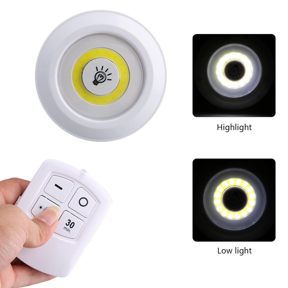 Uzaktan Kumandalı Yapışkanlı Led Spot Lamba (4812) Uzaktan Kumandalı Yapışkanlı Led Spot Lamba (4812)